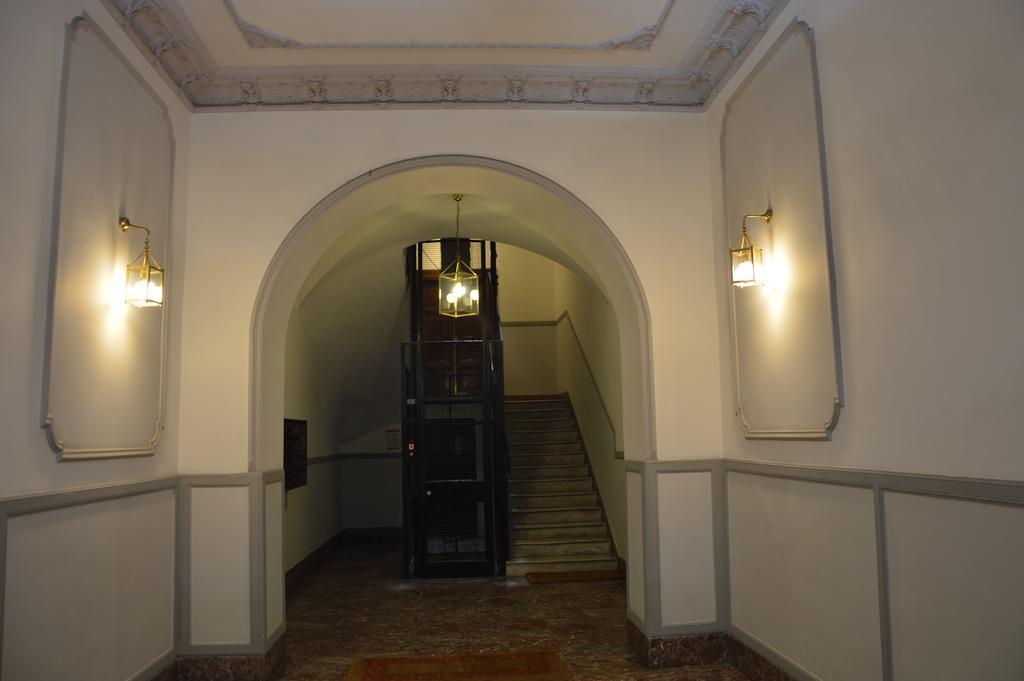 Luxury Apartment In Rattazzi Róma Kültér fotó
