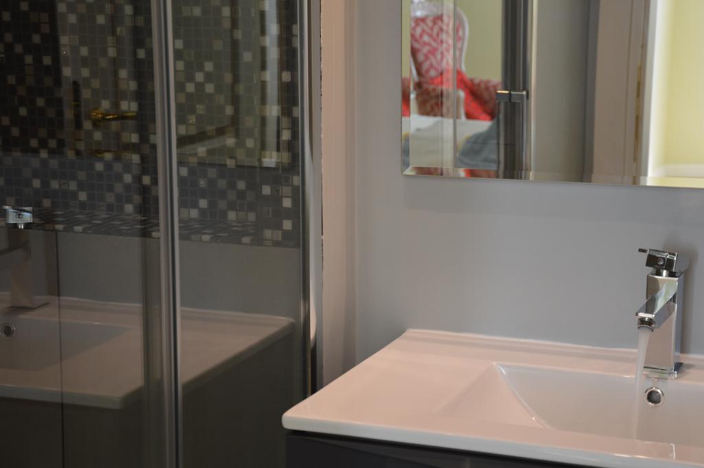 Luxury Apartment In Rattazzi Róma Kültér fotó