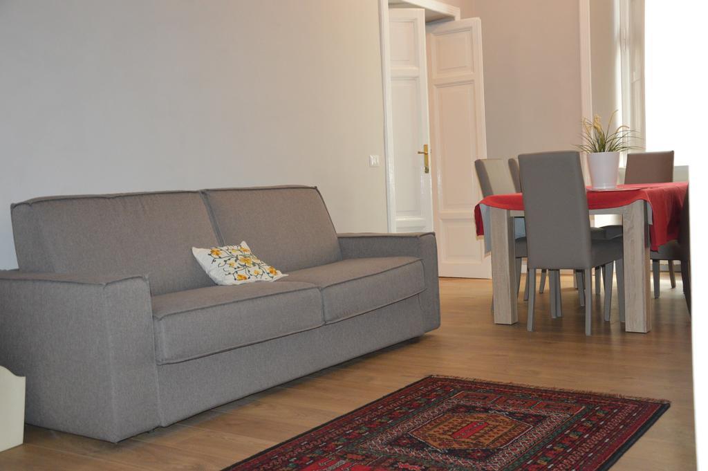 Luxury Apartment In Rattazzi Róma Kültér fotó
